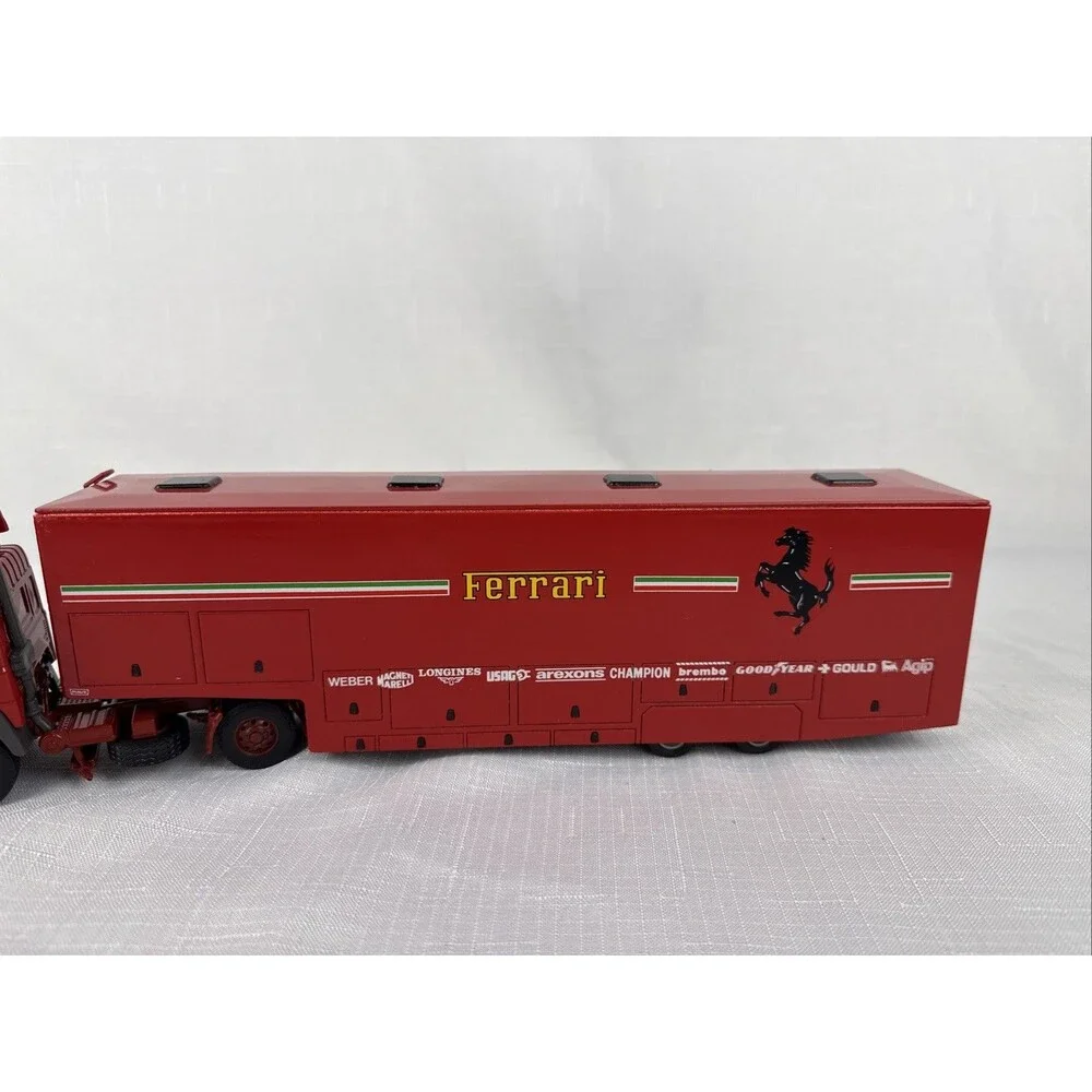 Old Cars 1:43 Ferrari Iveco Transporter